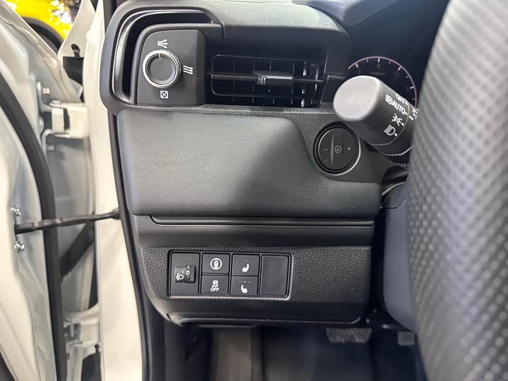 Honda Vezel 2023 2023款 1.5L CVT先锋版