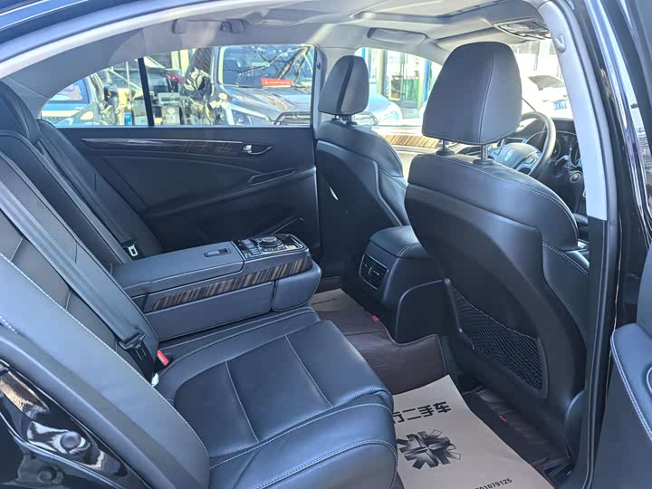 Hongqi H7 2021 2021款 2.0T 旗舰版