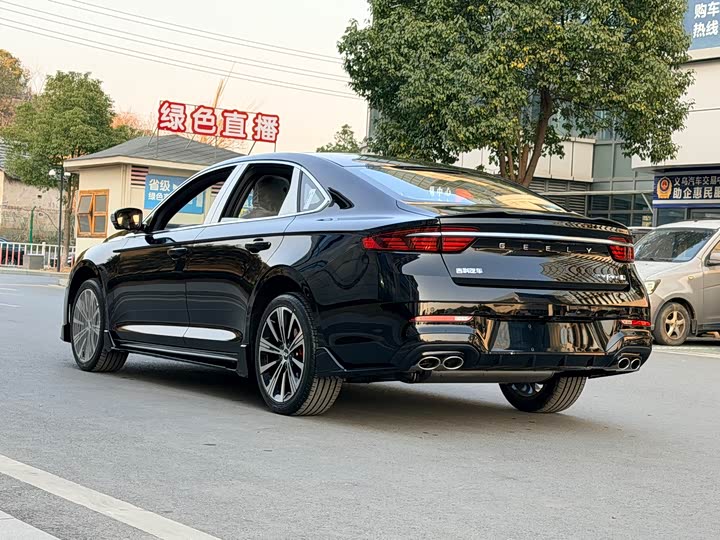 Geely Preface 2026 2026款 东方曜 1.5TD 昆仑版
