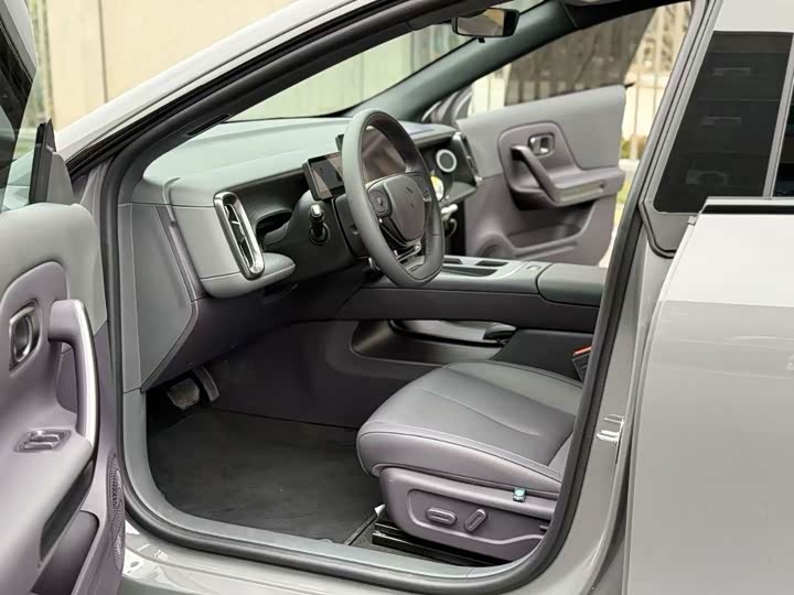 2026 Leapmotor Lafa5