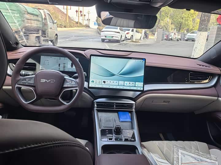 BYD Seal 07 DM-i Hybrid 2025 2025款 智驾版 DM-i 1.5T 125km 旗舰型