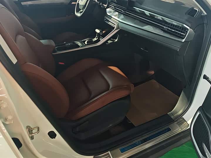 Geely Vision X6 2021 2021款 PRO 1.4T 自动尊贵型