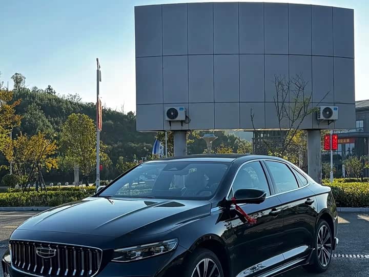 Geely Preface 2026 2026款 东方曜 1.5TD 昆仑版