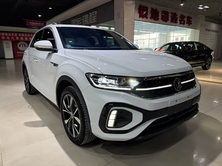 Volkswagen T-Roc 2025 2025款 300TSI DSG两驱辰光版