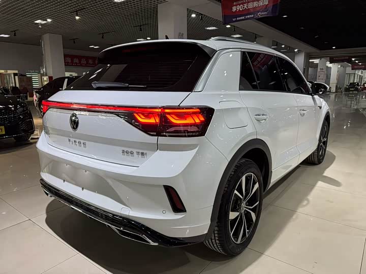 Volkswagen T-Roc 2025 2025款 300TSI DSG两驱辰光版