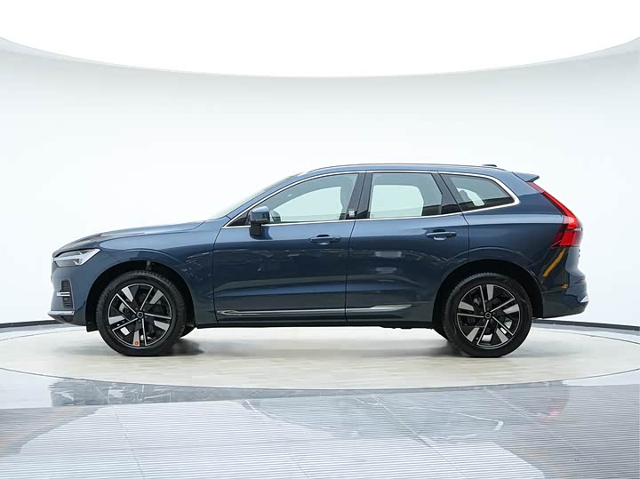 Volvo XC60 2026 2026款 B5 四驱智远豪华版