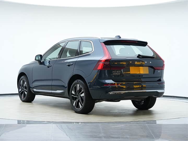 Volvo XC60 2026 2026款 B5 四驱智远豪华版