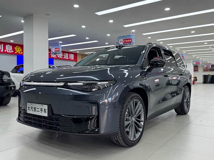 Leapmotor C16 2026 2026款 增程 280激光雷达智尊版 6座