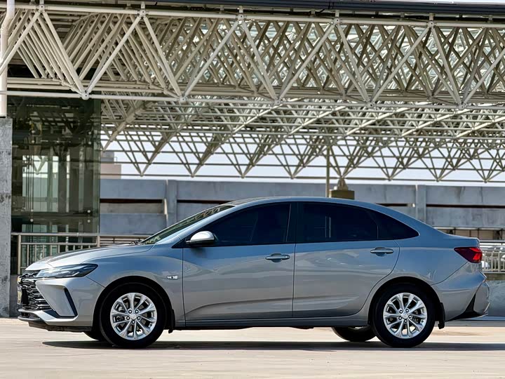 Chevrolet Monza 2024 2024款 1.5L 双离合悦享版