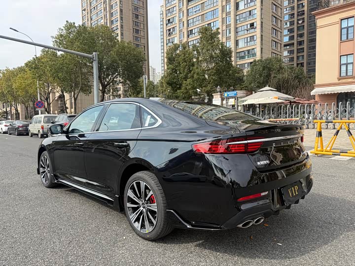 Geely Preface 2026 2026款 东方曜 1.5TD 昆仑版