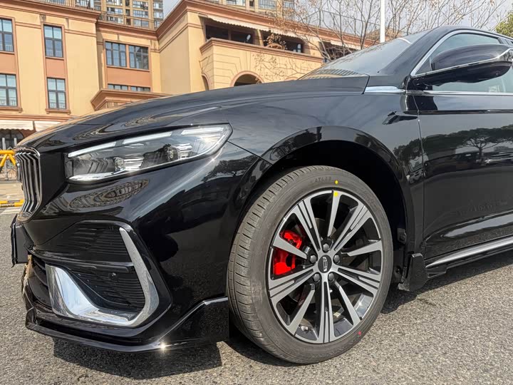 Geely Preface 2026 2026款 东方曜 1.5TD 昆仑版