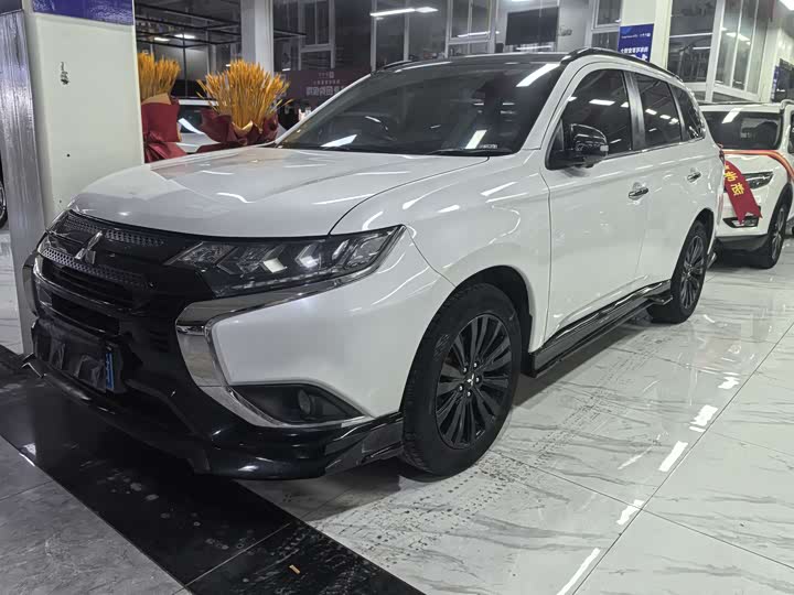Mitsubishi Outlander 2021 2021款 2.4L 四驱曜动版 5座
