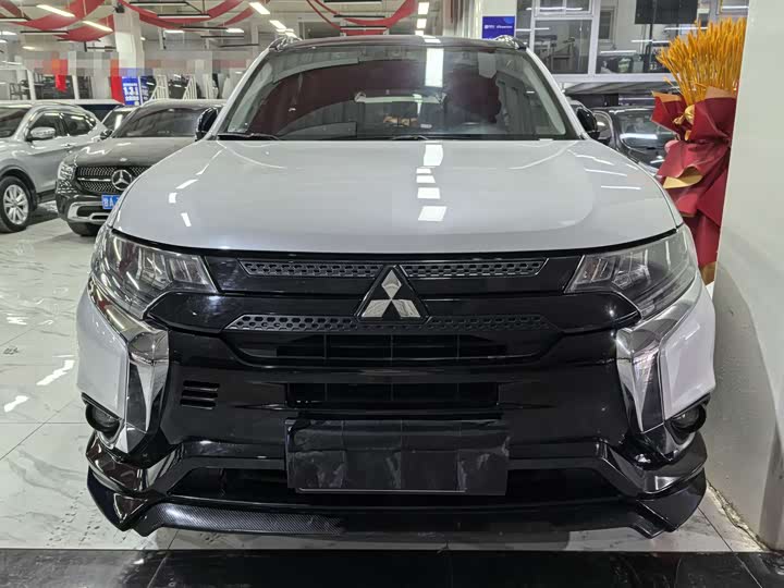 Mitsubishi Outlander 2021 2021款 2.4L 四驱曜动版 5座