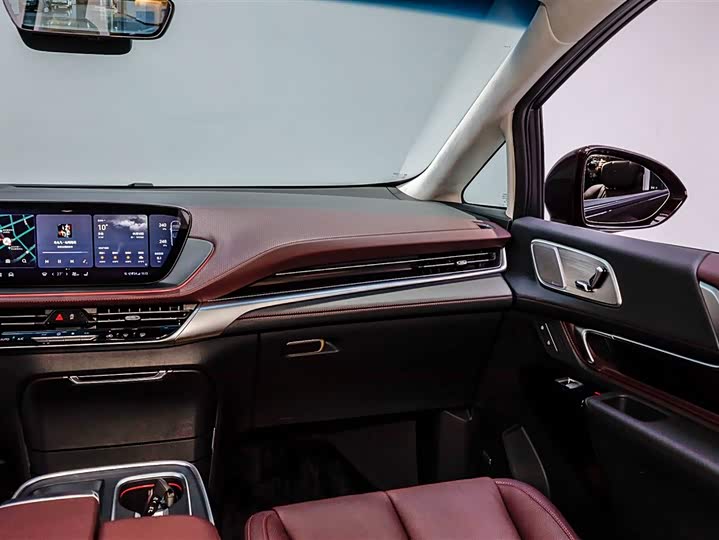 Buick GL8 Century 2025 2025款 2.0T 七座蕴世版