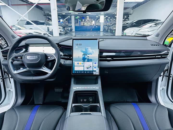 Geely Preface L 2024 2024款 油混 1.5TD 星河版