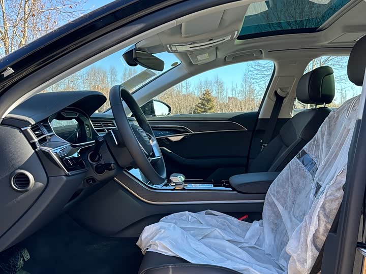 Audi A8 2025 2025款 A8L 45 TFSI quattro 豪华型