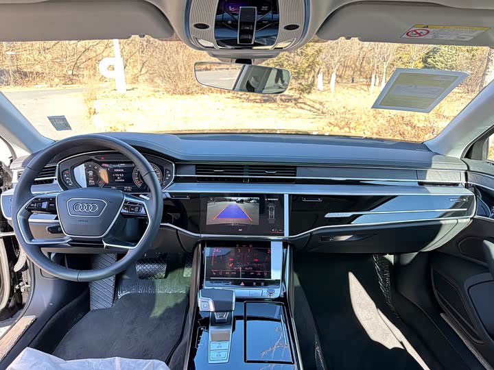 Audi A8 2025 2025款 A8L 45 TFSI quattro 豪华型