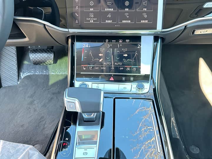 Audi A8 2025 2025款 A8L 45 TFSI quattro 豪华型