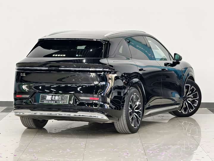 Zeekr 7X 2025 2025款 100kWh 长续航四驱智驾版