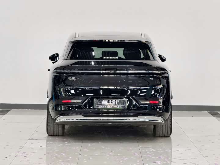 Zeekr 7X 2025 2025款 100kWh 长续航四驱智驾版