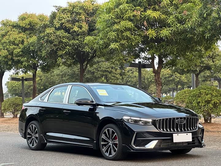 Geely Preface 2026 2026款 东方曜 1.5TD 昆仑版