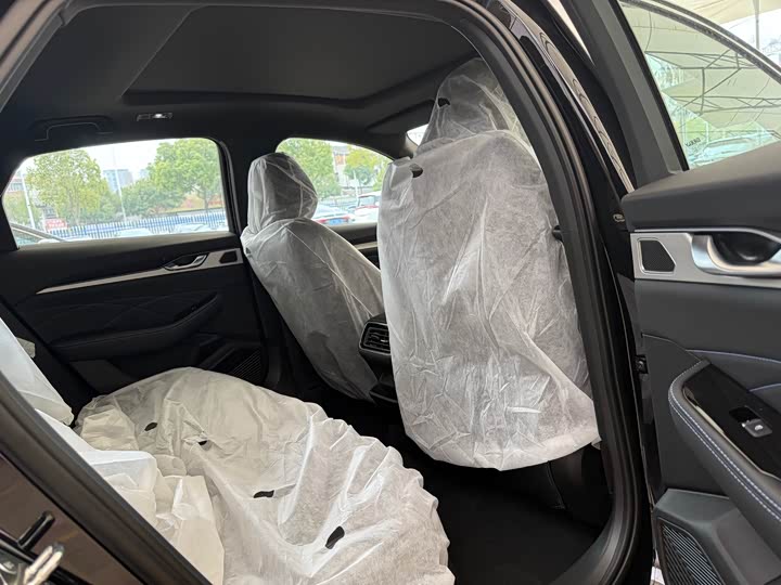 Geely Preface 2026 2026款 东方曜 1.5TD 昆仑版