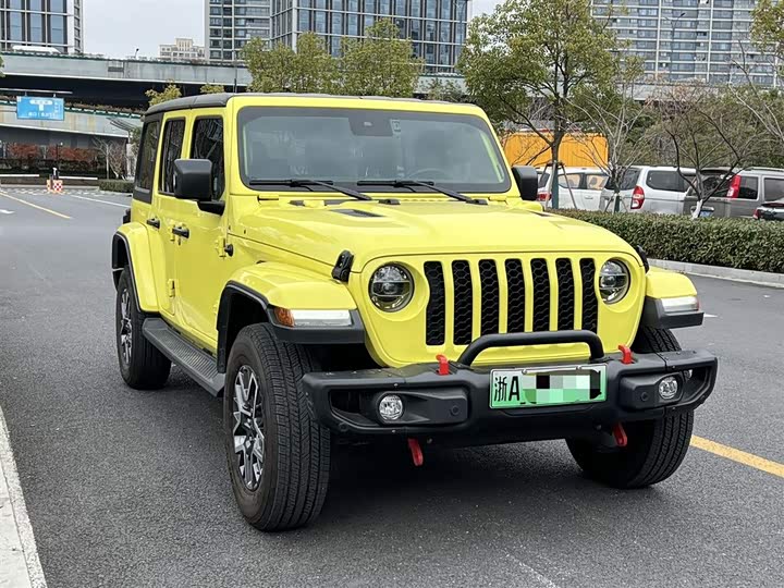 Jeep Wrangler Hybrid 2022 2022款 四门 2.0T 4xe 撒哈拉 萤光黄限量版
