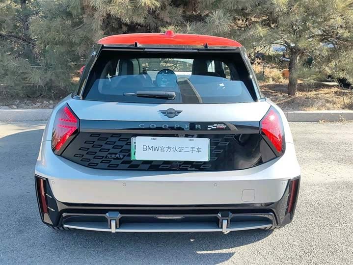 2025 Mini Cooper JCW