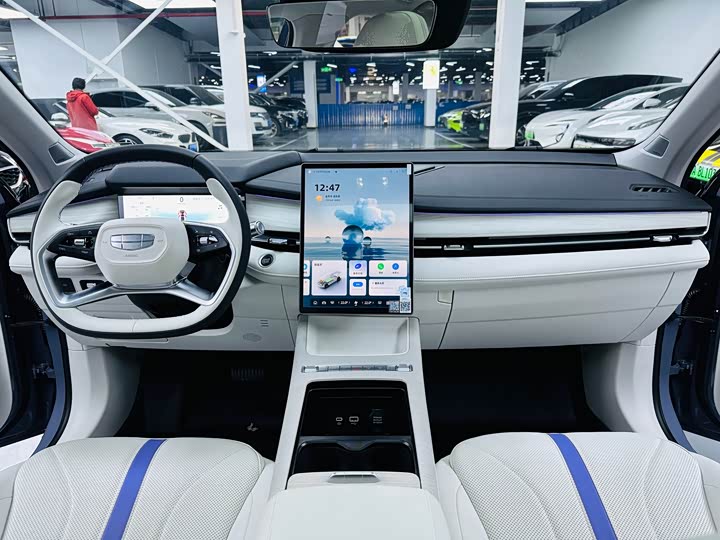 Geely Preface L 2024 2024款 油混 1.5TD 星河版