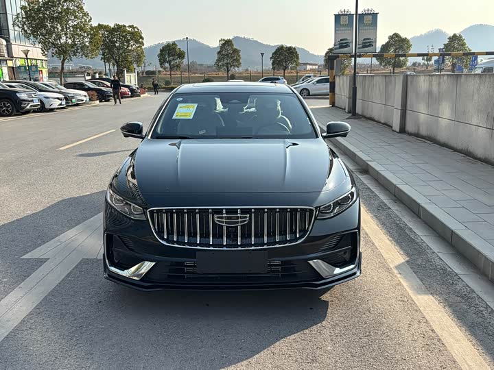 Geely Preface 2026 2026款 东方曜 1.5TD 昆仑版