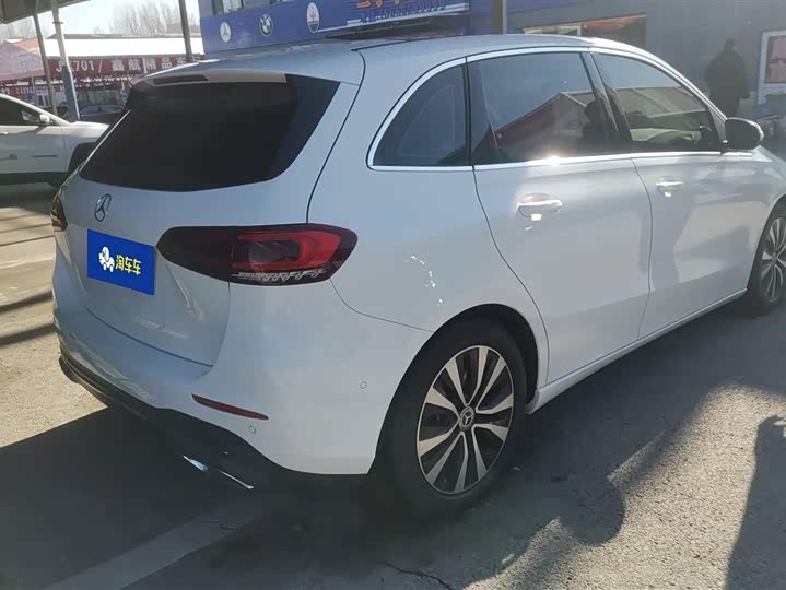 Mercedes-Benz B-Class 2021 2021款 B 200 动感型