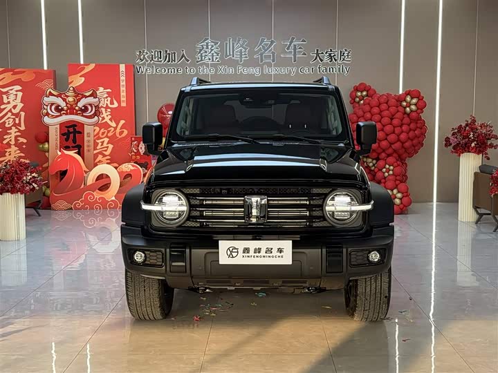 Tank 300 2025 2025款 2.0T 汽油征服者