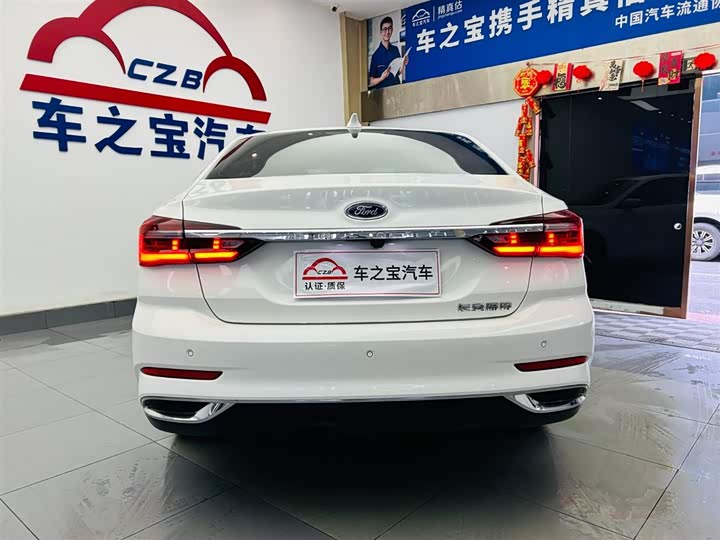 Ford Escort 2021 2021款 1.5L 自动钻石版
