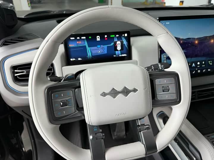 BYD FangChengBao Titanium 3 (Tai 3) 2025 2025款 改款 501KM 四驱无人机版