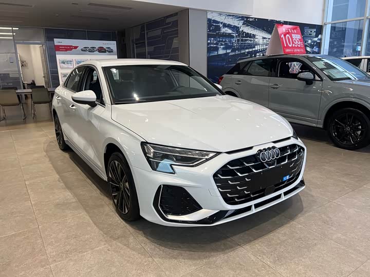 Audi A3 2025 2025款 A3L Limousine 35TFSI 飞驰悦享型