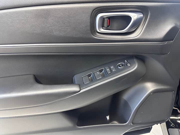 Honda Vezel 2023 2023款 1.5L CVT科技版