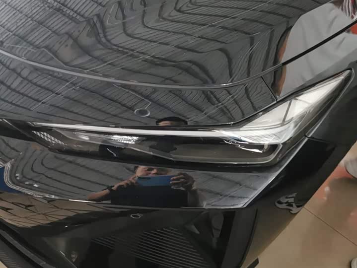 Changan UNI-V Hybrid 2024 2024款 蓝鲸智电iDD 136km 智尊型