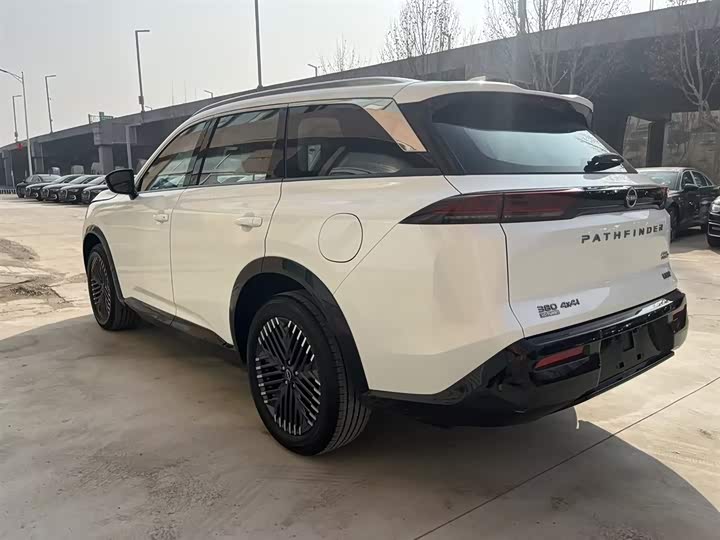 Nissan Pathfinder 2024 2024款 380VC-TURBO 四驱智尊版 6座