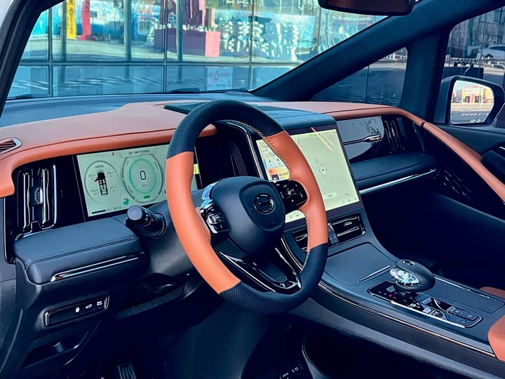 GAC Trumpchi M8 2025 2025款 宗师系列 超级混动版