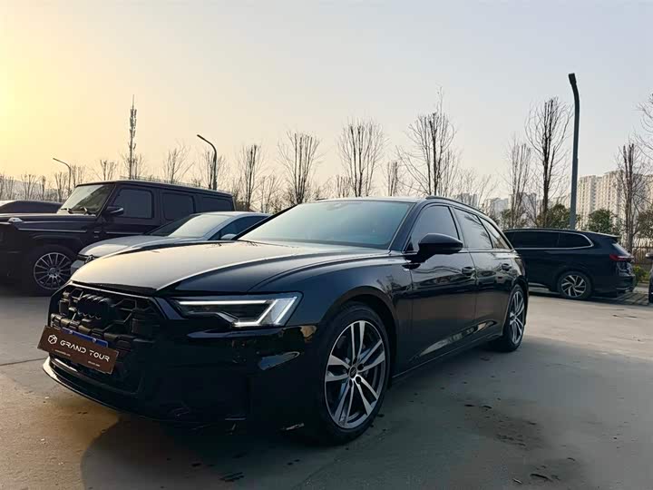 Audi A6 2025 2025款 Avant 先锋派 45 TFSI 臻选动感型
