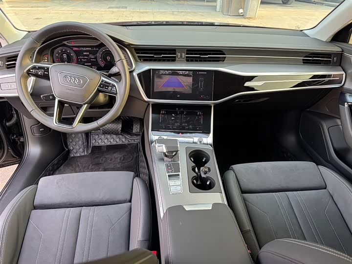 Audi A6 2025 2025款 Avant 先锋派 45 TFSI 臻选动感型