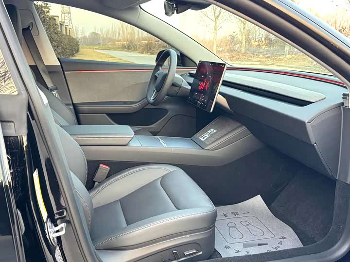 Tesla Model 3 2025 2025款 改款 后轮驱动版