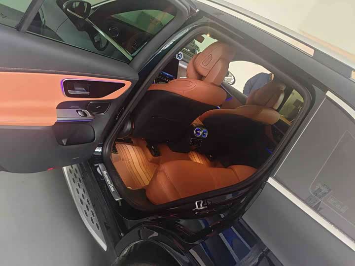 Mercedes-Benz GLC-Class 2025 2025款 GLC 300 L 4MATIC 动感型 5座