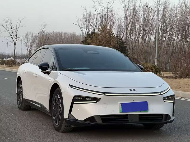 2025 XPeng F57