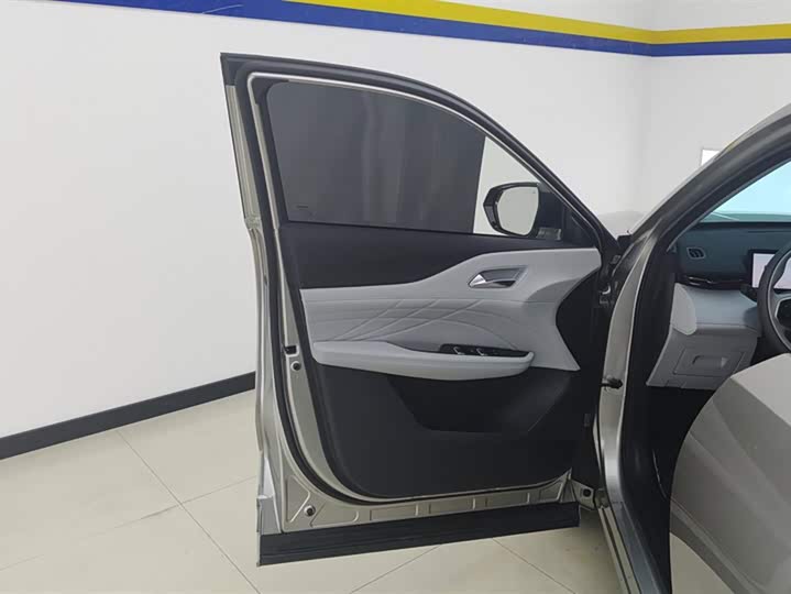 Changan UNI-Z Hybrid 2024 2024款 蓝鲸智电iDD 125km 超越型