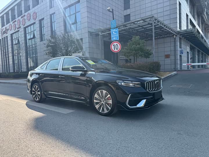 Geely Preface 2026 2026款 东方曜 1.5TD 昆仑版