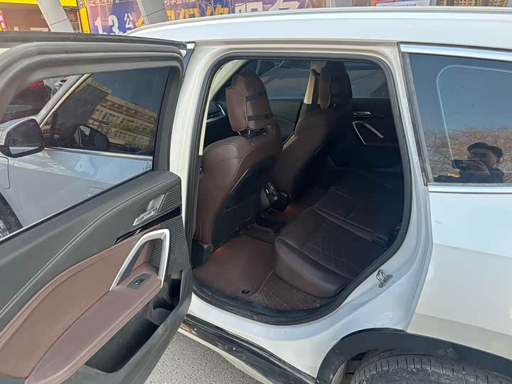 BMW iX1 2025 2025款 eDrive25L M运动套装