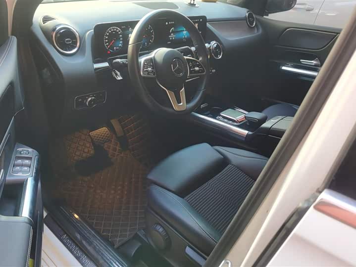 Mercedes-Benz B-Class 2021 2021款 B 180 时尚型