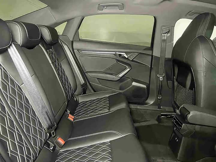 Audi A3 2026 2026款 A3L Limousine 35TFSI 飞驰尊享型