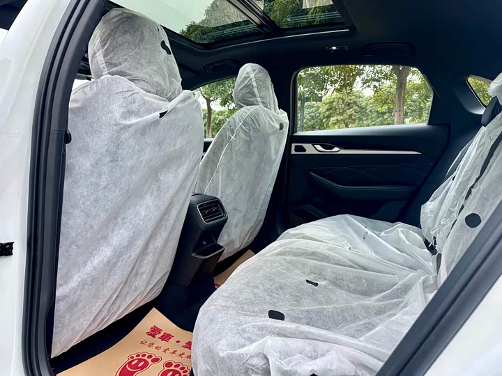 Geely Preface 2026 2026款 东方曜 1.5TD 昆仑版